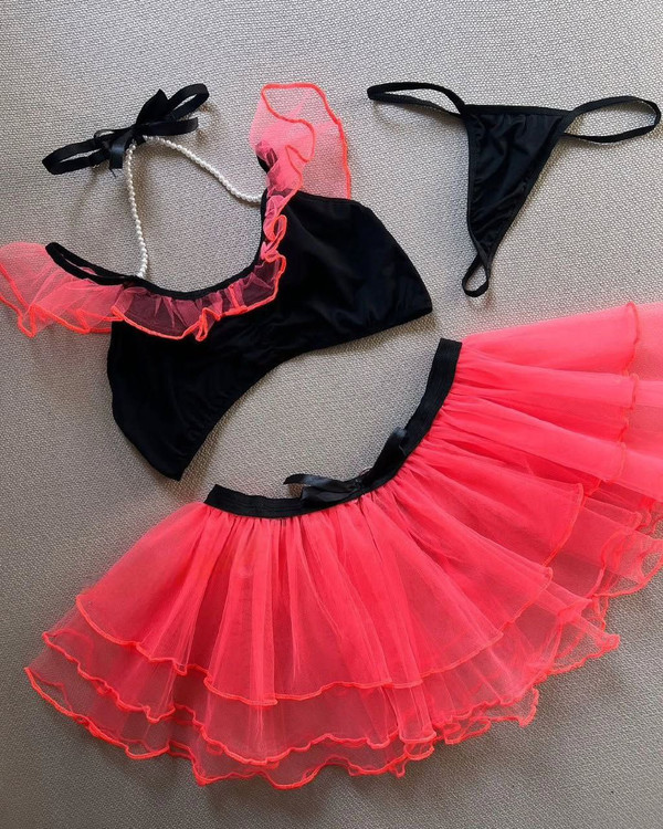 ست لباس زیر فانتزی زنانه