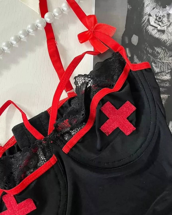 کاستوم پرستاری زنانه