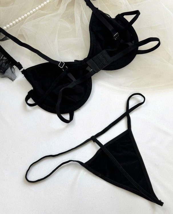 ست لباس زیر زنانه فانتزی