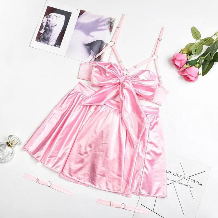 ست لباس زیر فانتزی زنانه