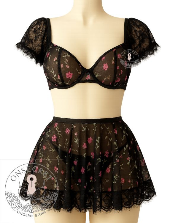 ست لباس زیر فانتزی زنانه