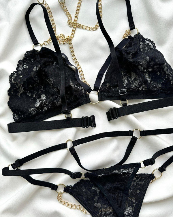 ست لباس زیر فانتزی زنانه