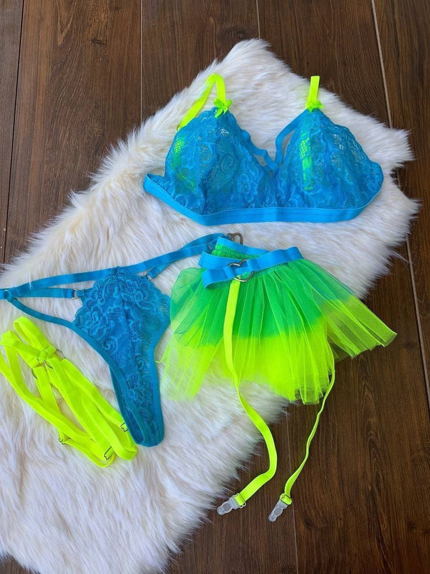 ست فانتزی لباس زیر زنانه