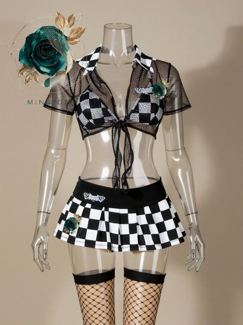 کاستوم مسابقه اتومبیل رانی زنانه