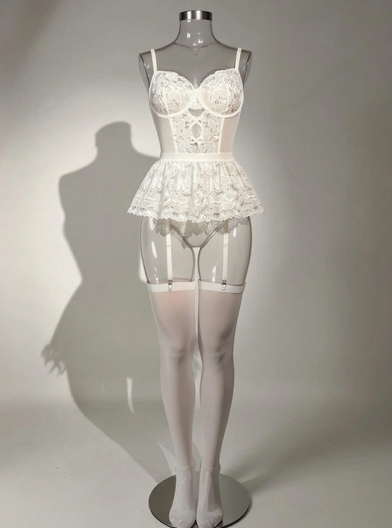 بادی فانتزی فنردار همراه با جوراب زنانه