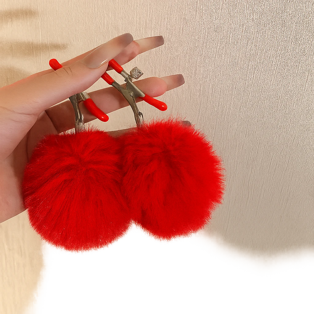 گیره نک سینه، مدل پوم پوم Nipple clamp