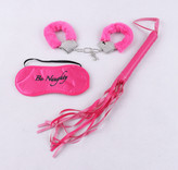 ست شلاق، چشمبند، دستبند فلزی خزدار