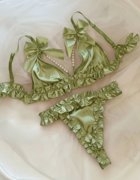 ست شورت و سوتین زنانه